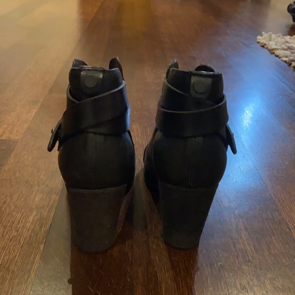 Rag and Bone black booties - Picture 4 of 7